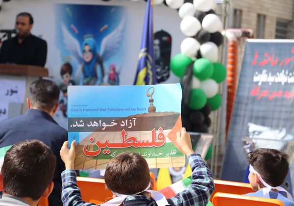 جشن عاطفه‌ها، جشن شکوفه زدن درختان احساس و مهربانی 