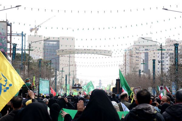 اجتماع عظیم منتظران ظهور در میدان شهدا مشهد