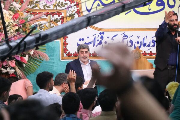 مولودی خوانی سالروز میلاد حضرت معصومه(س) با حضور جوانان و نوجوانان در قم