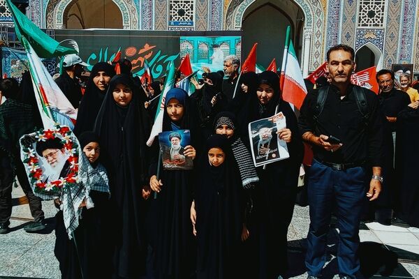 در آغوش خورشید هشتم؛ وداع حماسی با رهبر شهید در حریم امام مهربانی‌ها - 2