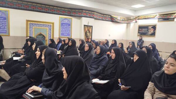 اولین همایش توانمندسازی آموزگاران در بازشناسی خط قرآن درسی و شیوه‌های نوین آموزش کشور در آذربایجان شرقی