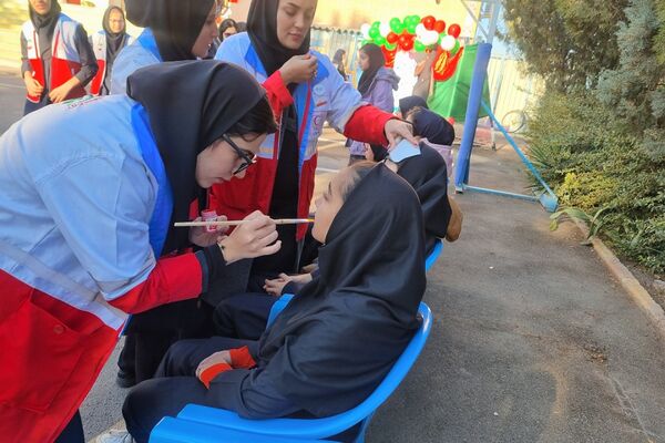  مانور زلزله در مدرسه فرزانگان ورامین