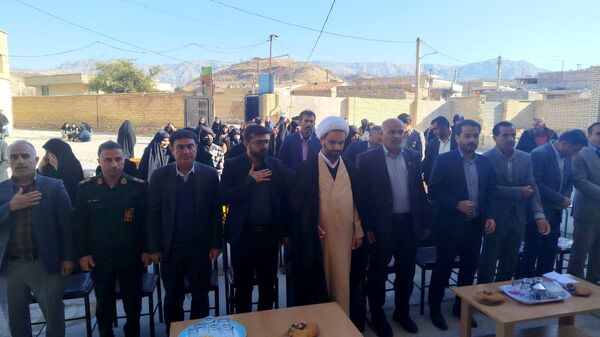 نواخته شدن زنگ انقلاب در هنرستان پروین اعتصامی چاروسا