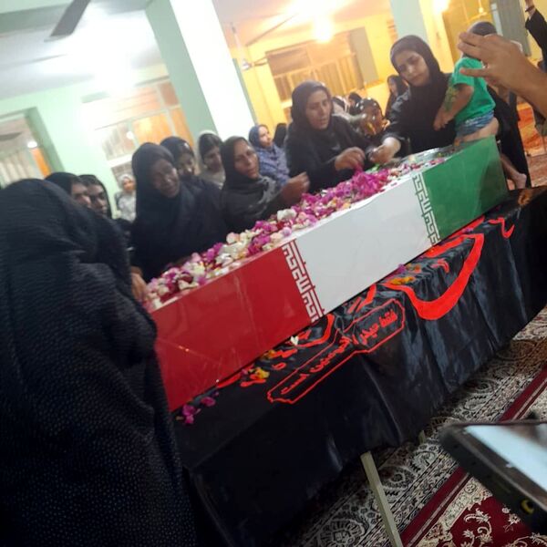 مراسم استقبال از شهید گمنام در روستای سرزه 