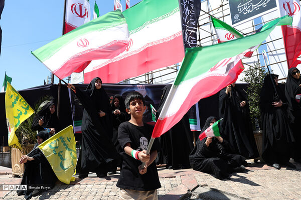 چهلمین روز شهادت رهبر شهید انقلاب اسلامی - تهران