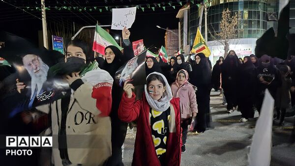 بیعت دهه نودی‌ها در فارسان 