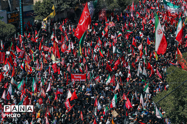 تشییع پیکر رهبر شهید انقلاب در مشهد مقدس-۴
