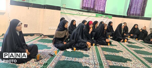 برگزاری برنامه فرهنگی-دینی «طلایه‌داران» در مدرسه نجابت شهرستان سملقان