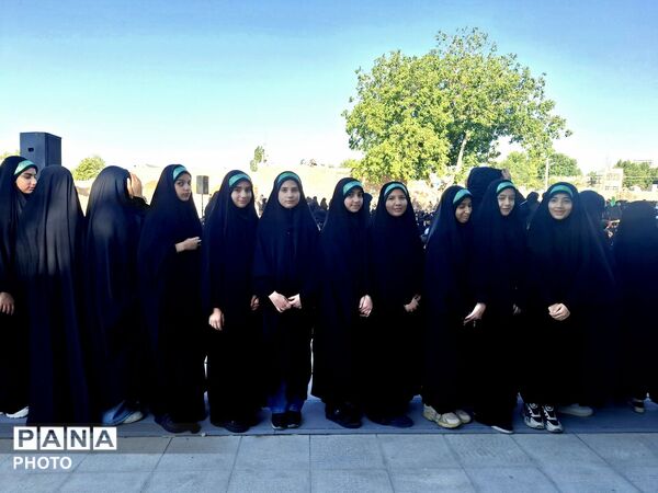 سفره جهانی حضرت رقیه (س) در حرم مطهر قیدار نبی (ع) گسترده شد