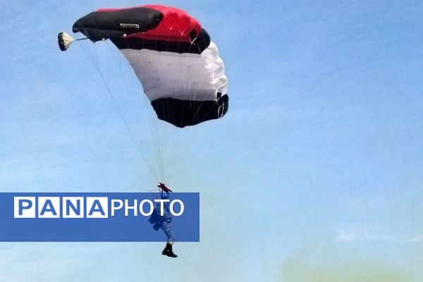 فرزندان ایران از مدارس شهریار تا راهپیمایی