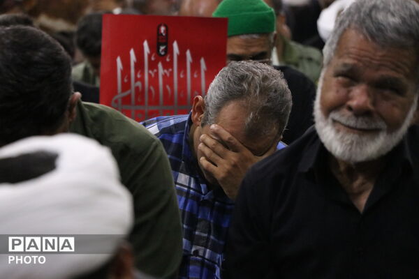 بزرگداشت رهبر شهید ایران در مسجد حظیره استان یزد