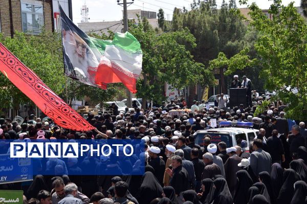 همه چیز برای یک استقبال گرم مهیاست ، با افتخار به پیشواز شهیدمان می آییم 