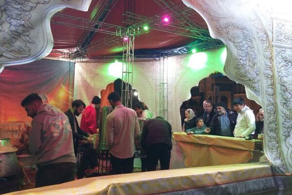 برپایی موکب پذیرایی به‌مناسبت ولادت حضرت علی(ع)
