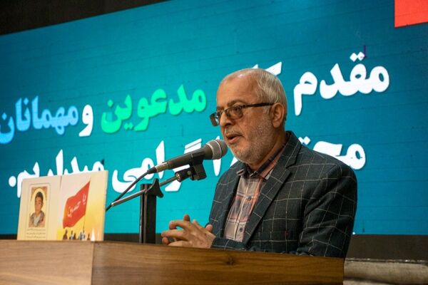 آیین رونمایی کتاب یک نفس تا کربلا روایت داستان زندگی دانش آموز شهید حسین سلیمی