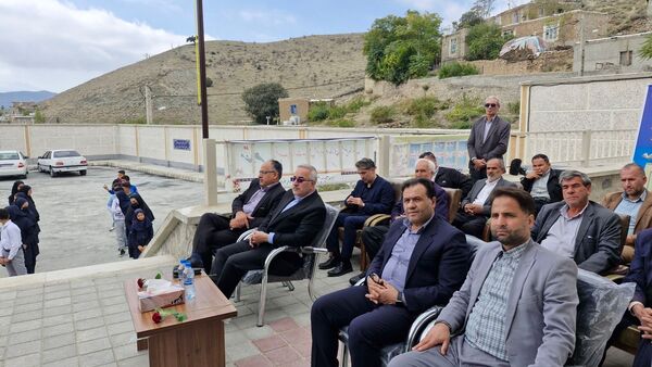 افتتاح مدرسه روستایی در هوراند آذربایجان شرقی