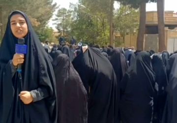 خروش مردم همیشه در صحنه کوهپایه در راهپیمایی جمعه خشم و نصر