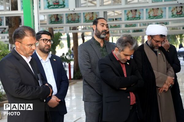 آغاز برنامه‌های گرامیداشت هفته معلم در قم