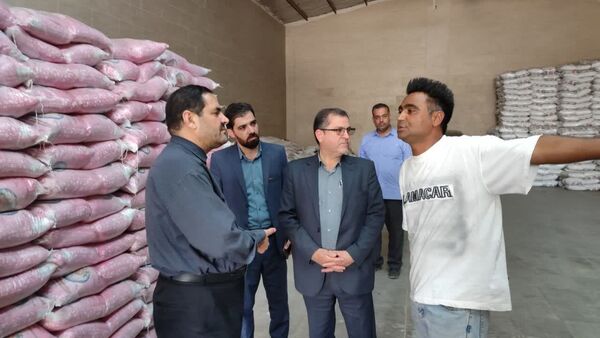 بازدید و نظارت بر بازار با حضور فرماندار و رئیس اداره صمت شهرستان کاشمر