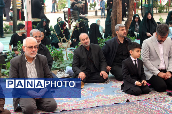 مراسم تحویل سال در گلزار شهدای قم