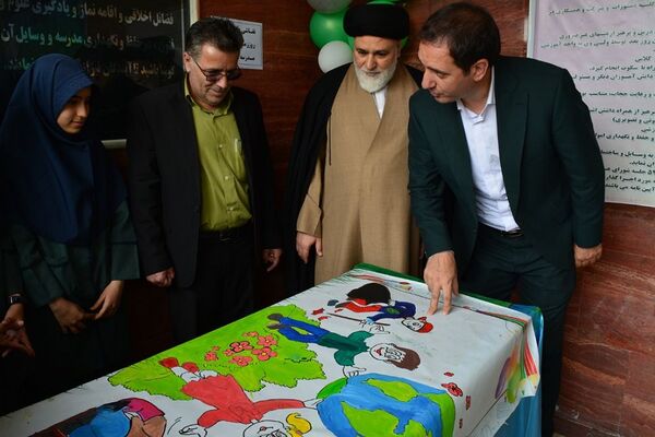 برگزاری مراسم هفته زمین پاک در بهارستان‌دو