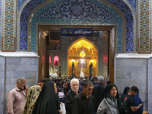 مراسم خطبه خوانی شام شهادت امام رضا(ع) در ایوان ولیعصر صحن پیامبر اعظم (ص)