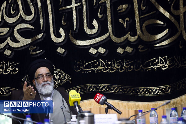 نشست خبری رئیس شورای هماهنگی تبلیغات اسلامی استان تهران