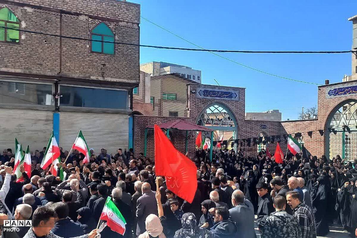 انزجار از تروریسم صهیونیستی ـ آمریکایی و تجدید عهد با راه رهبر شهید در نماز جمعه صباشهر