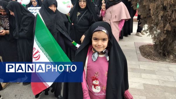 مردم خرم‌بید با حضور حماسی خود در راهپیمایی 22 بهمن دشمن را مأیوس کردند