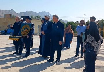 پرچم امام رضا(ع) در حاجی‌آباد، تجلی ارادت 