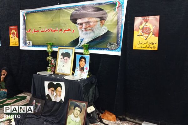 اجتماع بزرگ مردم قلعه رئیسی در پی شهادت رهبر معظم انقلاب 