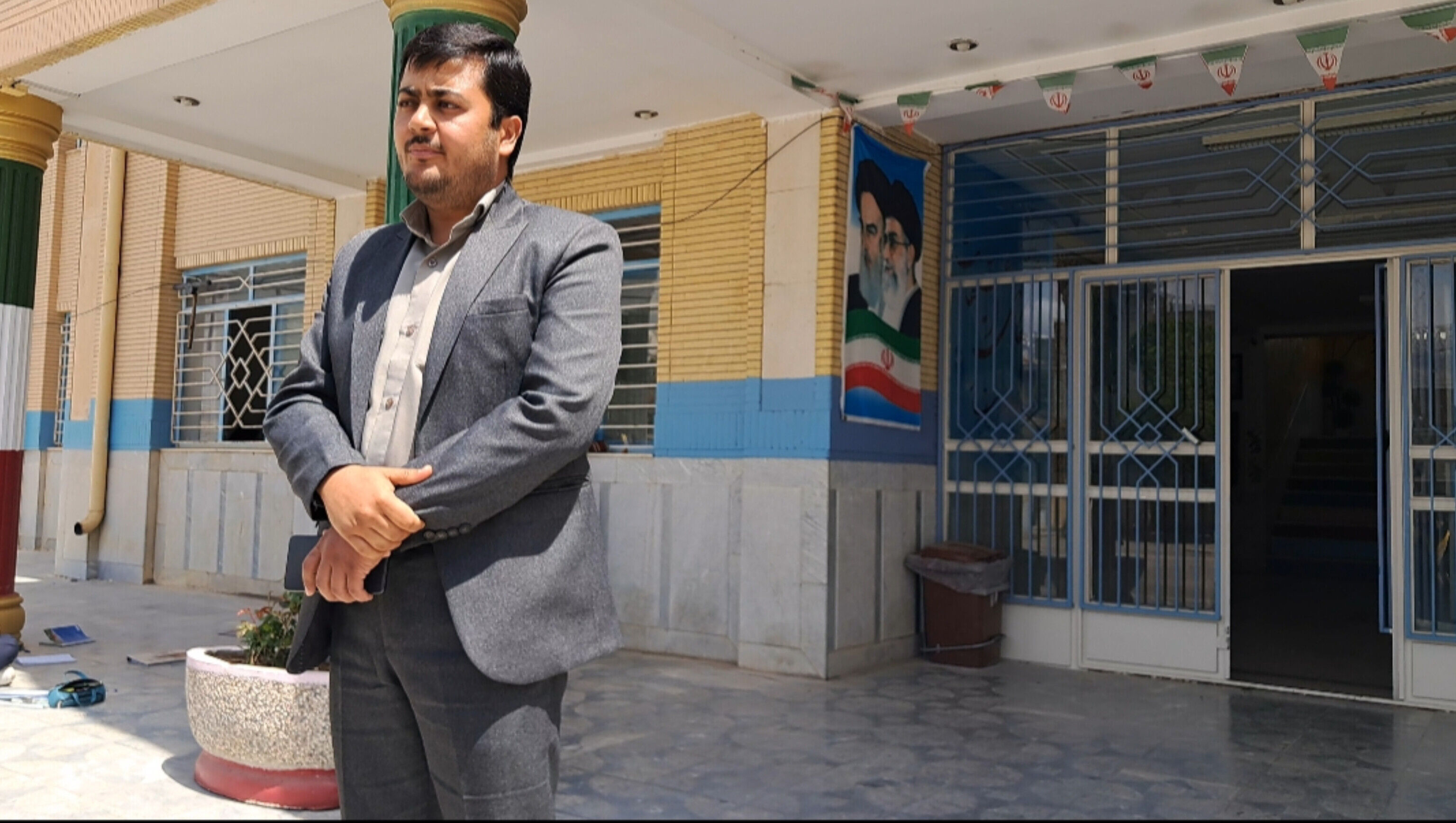 آینده کشور در دست دانش‌آموزان است