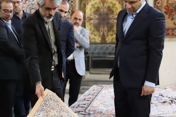 فرش ایرانی از دار قالی تا تابلوی بورس کالا