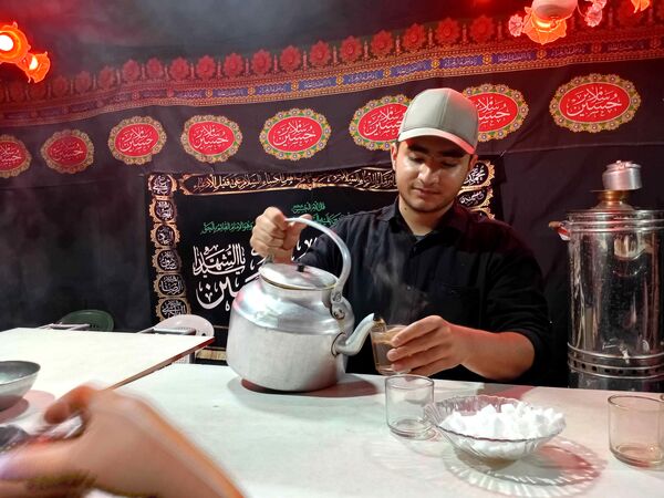 برپایی موکب پذیرایی در ایام محرم در شهرستان کاشمر