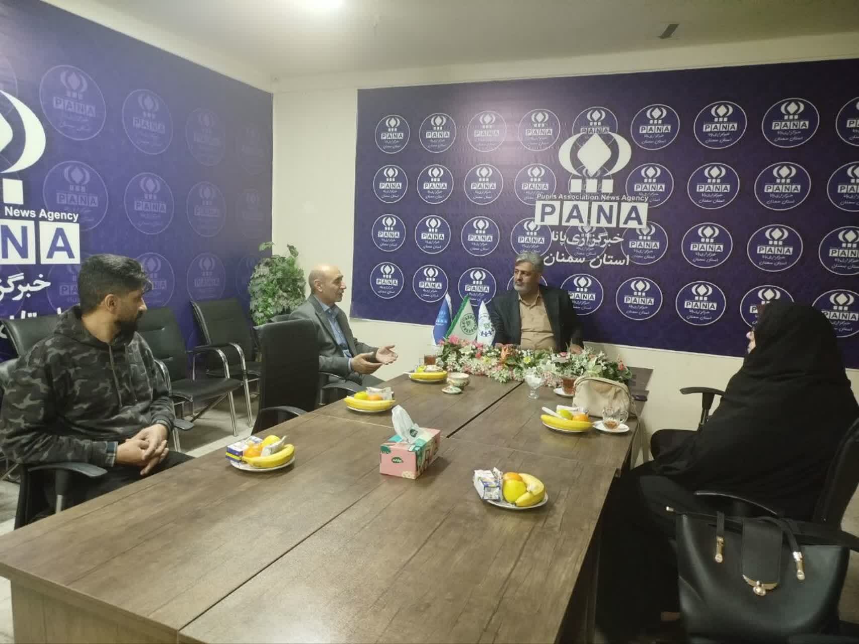 نشست شورای اداری سازمان دانش‌آموزی استان سمنان برگزار شد