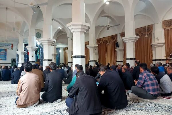 برگزاری نمازجمعه در خلیل‌آباد
