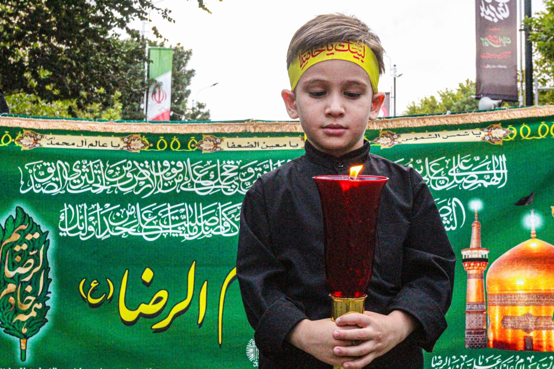 در سوگ شهادت امام رضا(ع)؛ شکوه دسته عزاداری خادمیاران رضوی در زنجان
