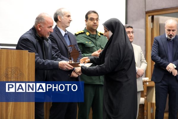 آیین گشایش سالن آمفی‌تئاتر فرهنگسرای گلستان در البرز