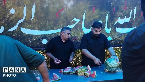گذری بر ایستگاه صلواتی کریم اهل بیت ( ع)  در پیاده روی جاماندگان اربعین حسینی نیشابور‌ 