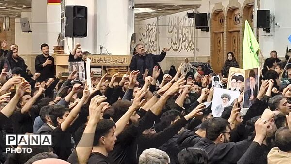 اجتماع خونخواهی مردم انقلابی قم در حرم حضرت معصومه(س)
