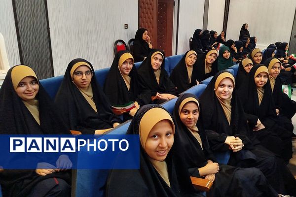 افتتاحیه طرح مصباح الهدی و جشن میلاد حضرت زینب(س) دبیرستان ریحانه النبی باقرشهر 