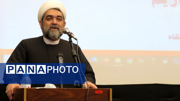 مراسم بزرگداشت روز دانشجو