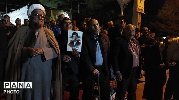 دویست و سی و یک شب مقاومت در بلوار فضل نیشابور 