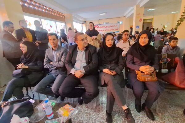 بزرگداشت روز عصای سفید در آموزشگاه شوریده شیرازی