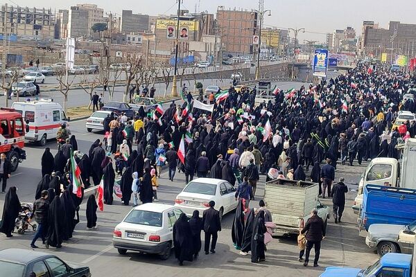 22بهمن در اسلامشهر؛ حماسه‌ای از جنس حضور