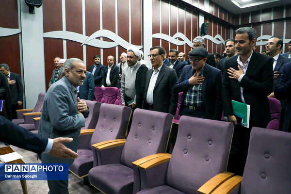 مراسم گرامیداشت روز معلم و تجلیل از اساتید نمونه دانشگاه فرهنگیان
