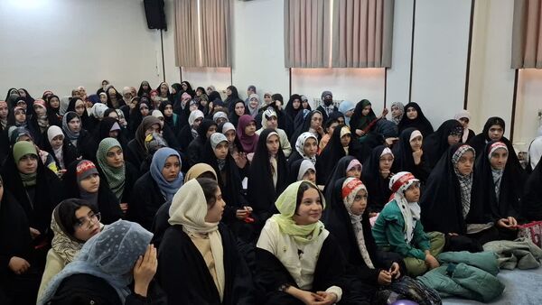 مراسم جشن هیات ریحانه الحرم سازمان دانش‌آموزی قم
