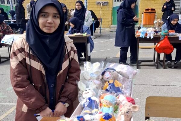 برگزاری بازارچه اقتصادی در دبیرستان شاهد تکتم