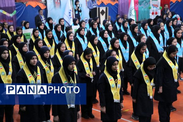 همایش «یاوران انقلاب» در بهارستان‌دو