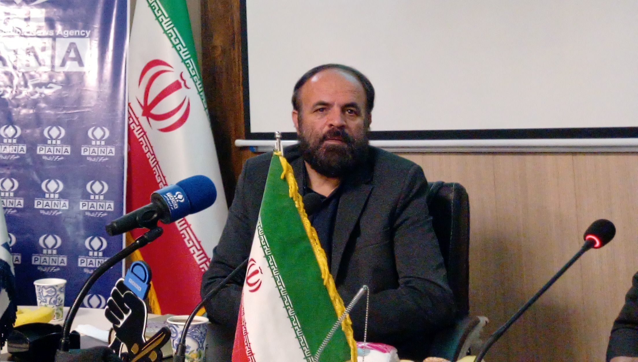 خبرنگاران پانا چشم‌های بینای مدارس هستند