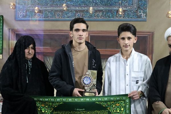 هفتمین محفل قرآنی «رواق» با محوریت ترویج جلسات خانگی قرآنی در شهرستان فلارد